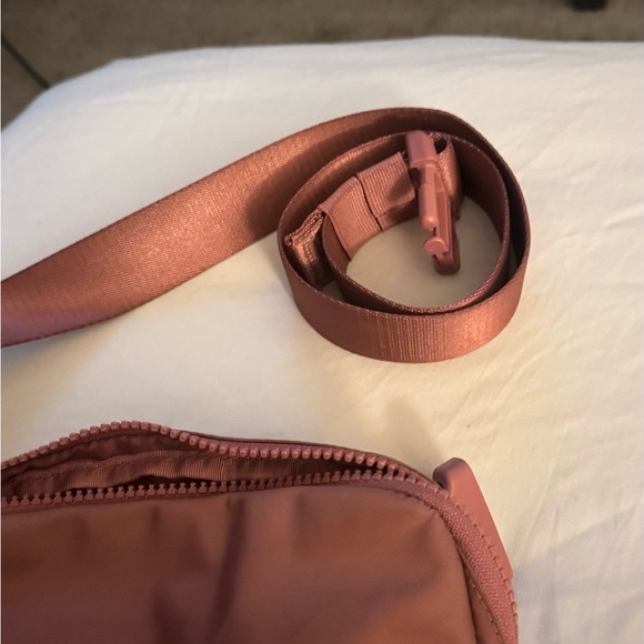 lululemon athletica Deep Mauve Pink Bag - Picture 5 of 7